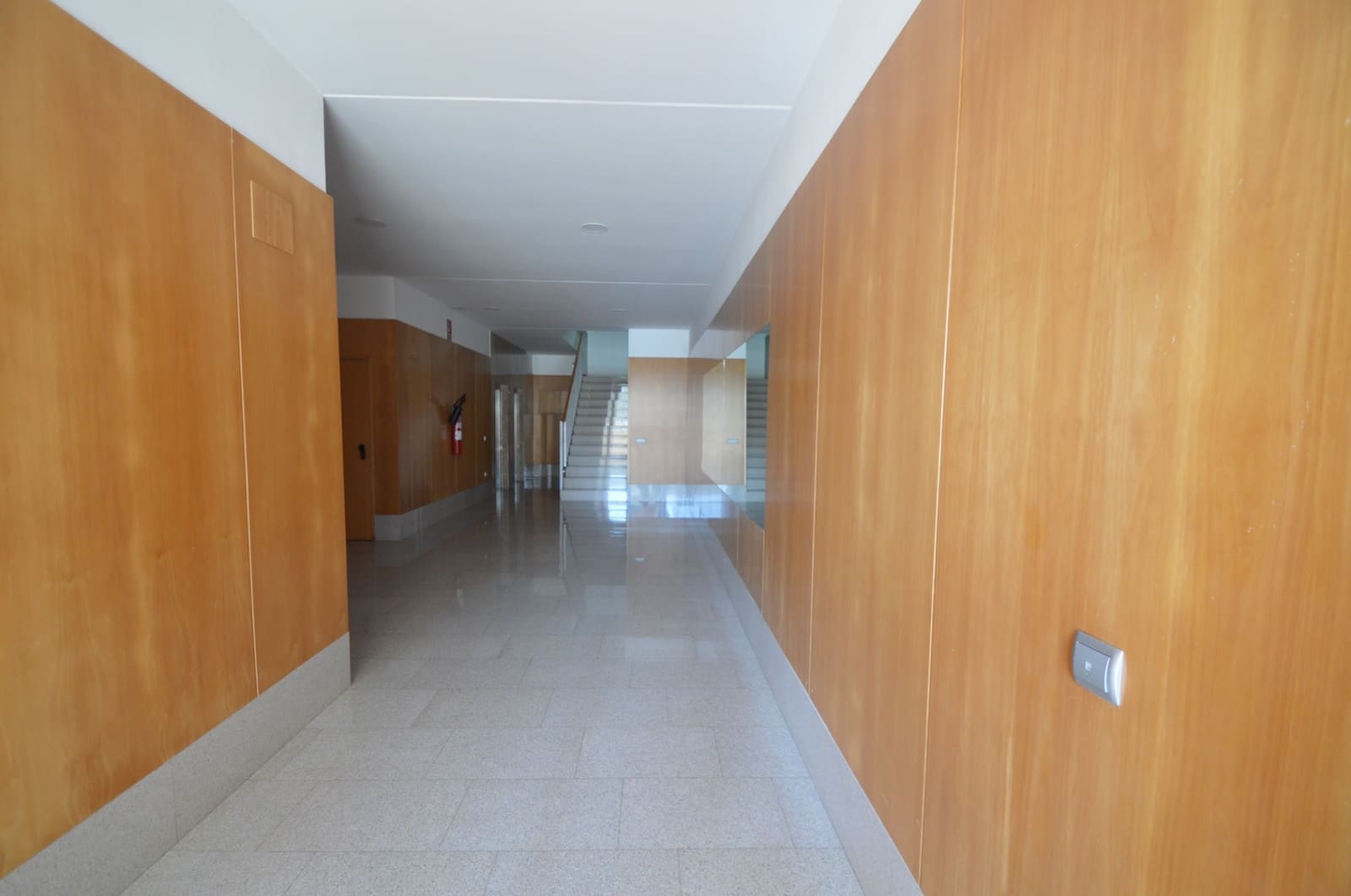 Piso de 2 habitaciones en Vinaròs en venta con piscina garaje - 225.000 € (Ref: 9989965)