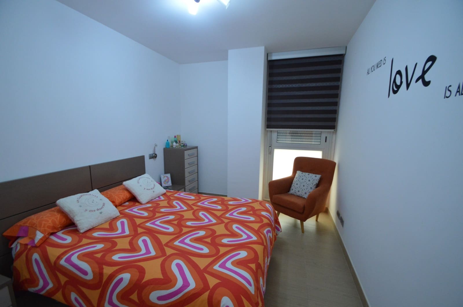 Piso de 2 habitaciones en Vinaròs en venta con piscina garaje - 225.000 € (Ref: 9989965)