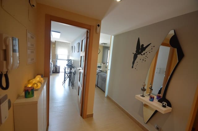 Piso de 2 habitaciones en Vinaròs en venta con piscina garaje - 225.000 € (Ref: 9989965)
