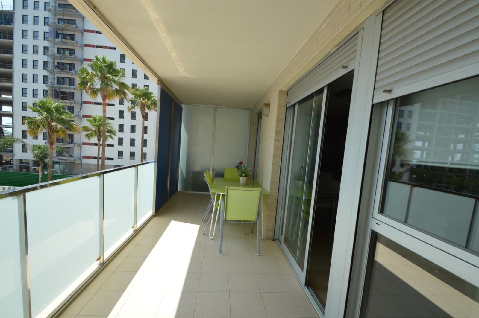 Piso de 2 habitaciones en Vinaròs en venta con piscina garaje - 225.000 € (Ref: 9989965)