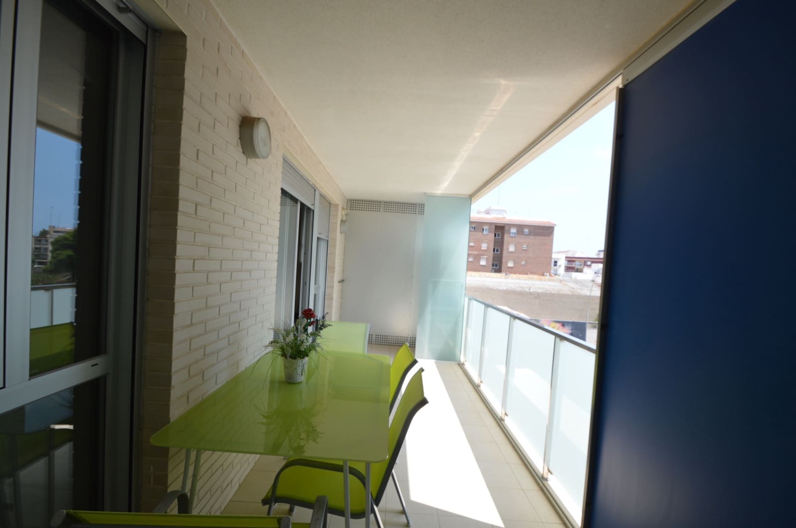 Piso de 2 habitaciones en Vinaròs en venta con piscina garaje - 225.000 € (Ref: 9989965)