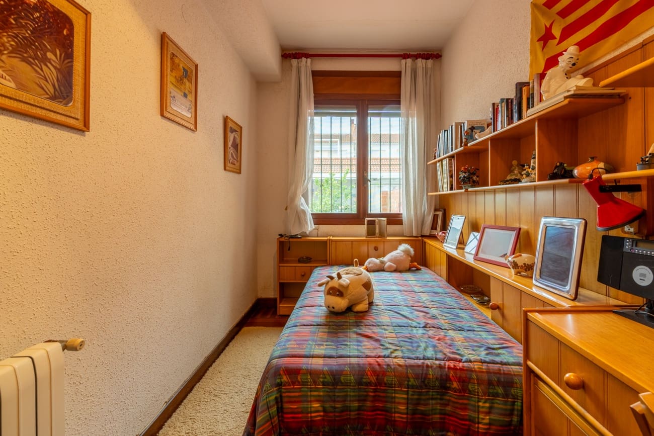 Casa de 4 habitaciones en Amposta en venta - 320.000 € (Ref: 10016781)