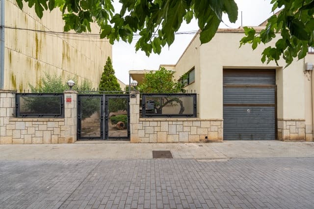 Casa de 4 habitaciones en Amposta en venta - 320.000 € (Ref: 10016781)