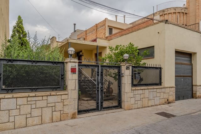 Casa de 4 habitaciones en Amposta en venta - 320.000 € (Ref: 10016781)