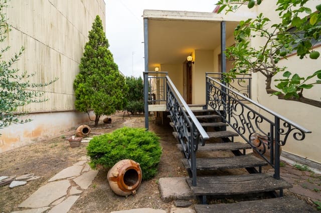 Casa de 4 habitaciones en Amposta en venta - 320.000 € (Ref: 10016781)
