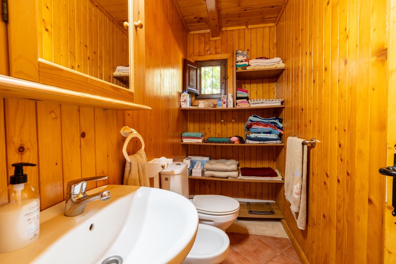 5 bedroom Finca/Country House for sale in L'Aldea - € 320,000 (Ref: 10016937)