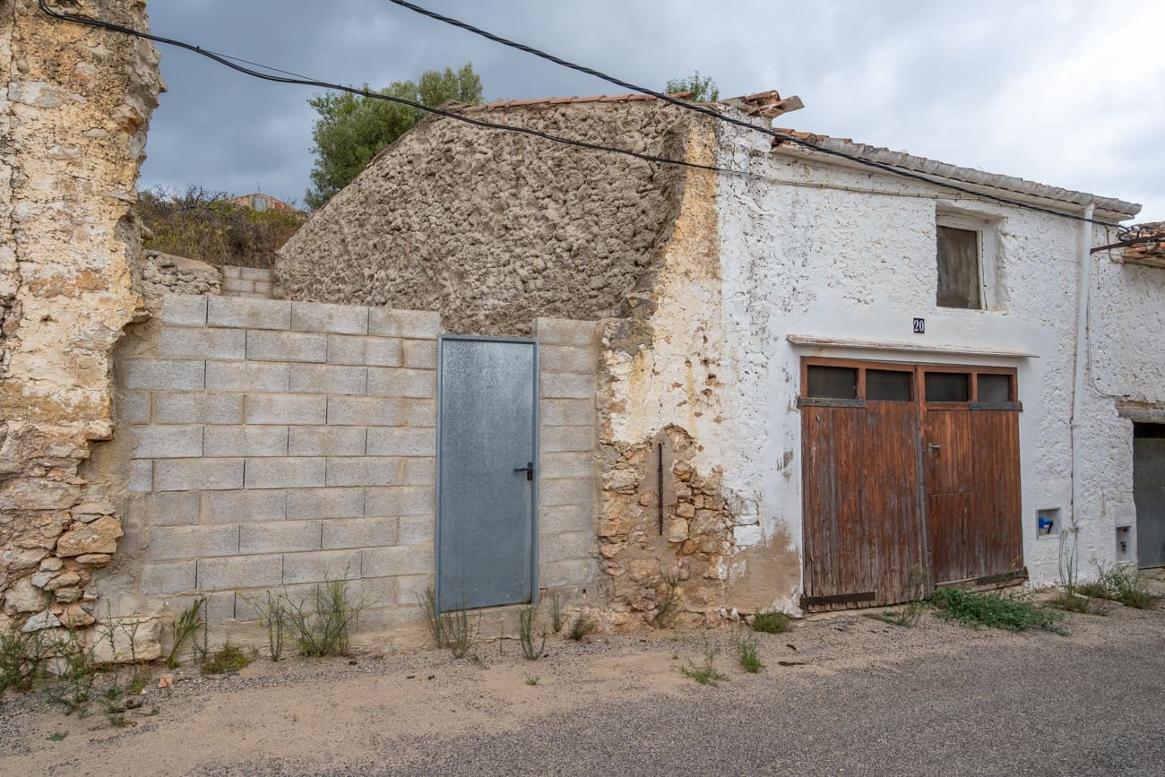 Maison de Ville à vendre à Mas de Barberans - 24 000 € (Ref: 10044228)