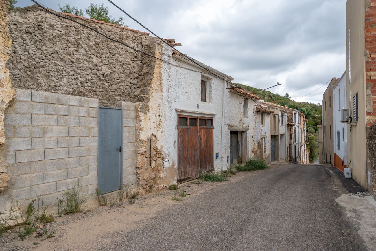 Maison de Ville à vendre à Mas de Barberans - 24 000 € (Ref: 10044228)