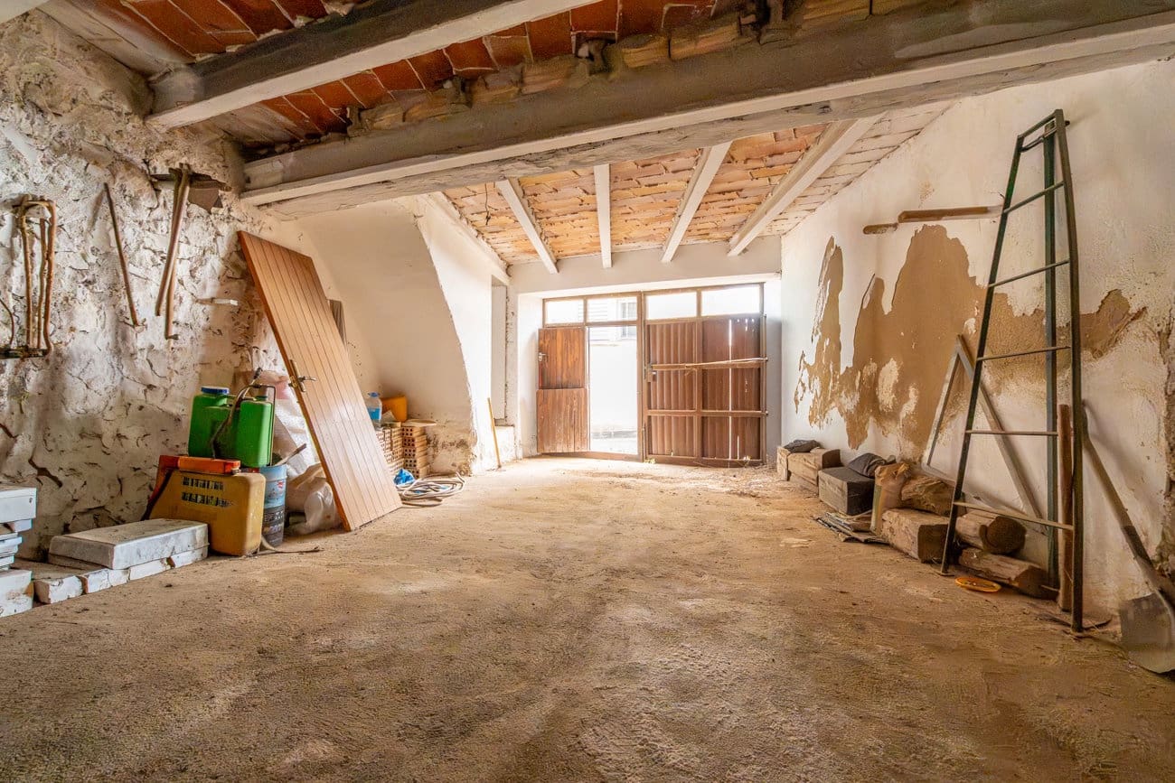 Townhouse for sale in Mas de Barberans - € 24,000 (Ref: 10044228)