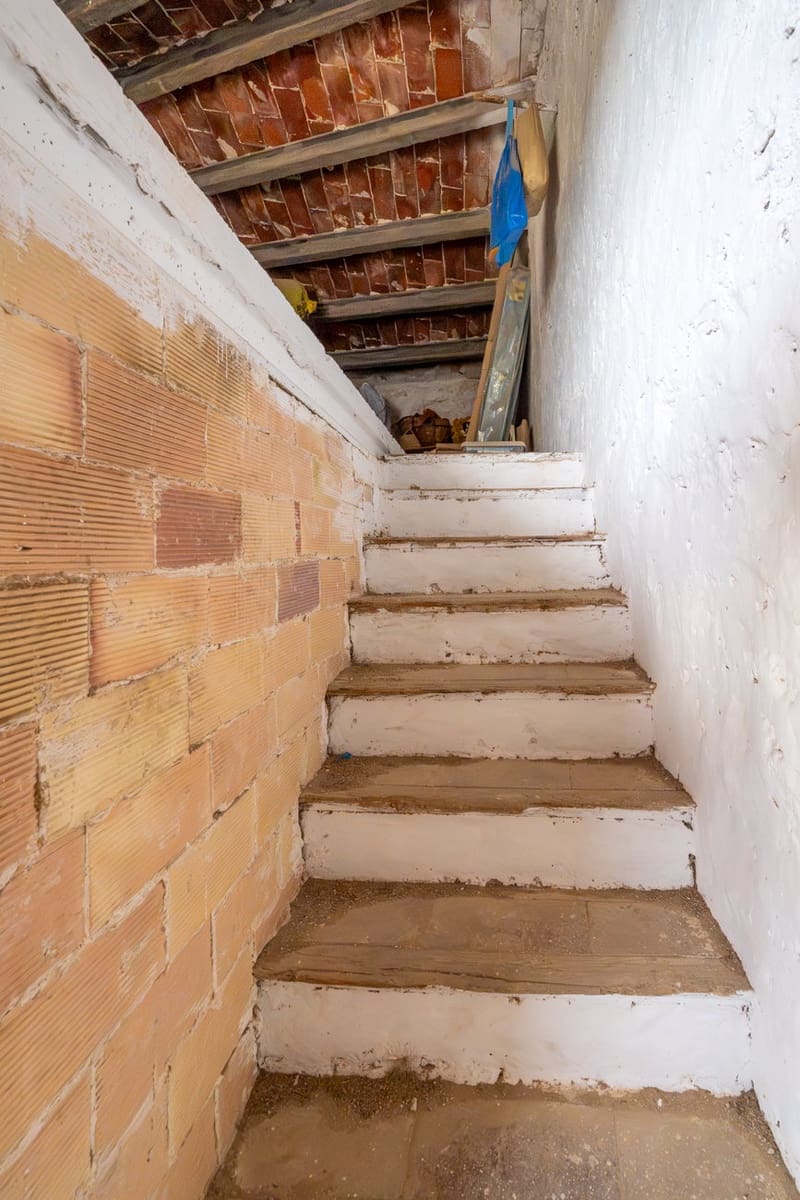 Townhouse for sale in Mas de Barberans - € 24,000 (Ref: 10044228)