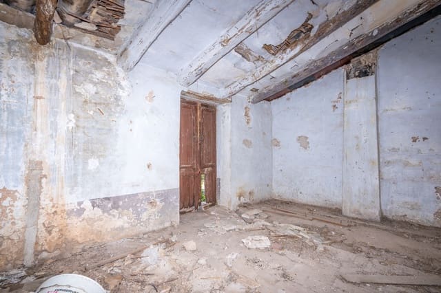 Mark till salu i Els Reguers, Tortosa - 16 000 € (Ref: 10046076)