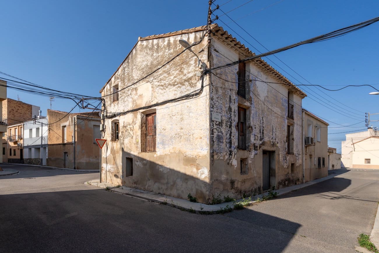 Mark till salu i Els Reguers - 16 000 € (Ref: 10046076)
