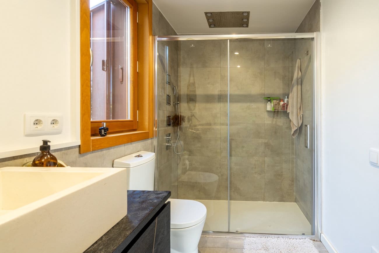 3 slaapkamer Villa te koop in Arnes - € 350.000 (Ref: 10158707)