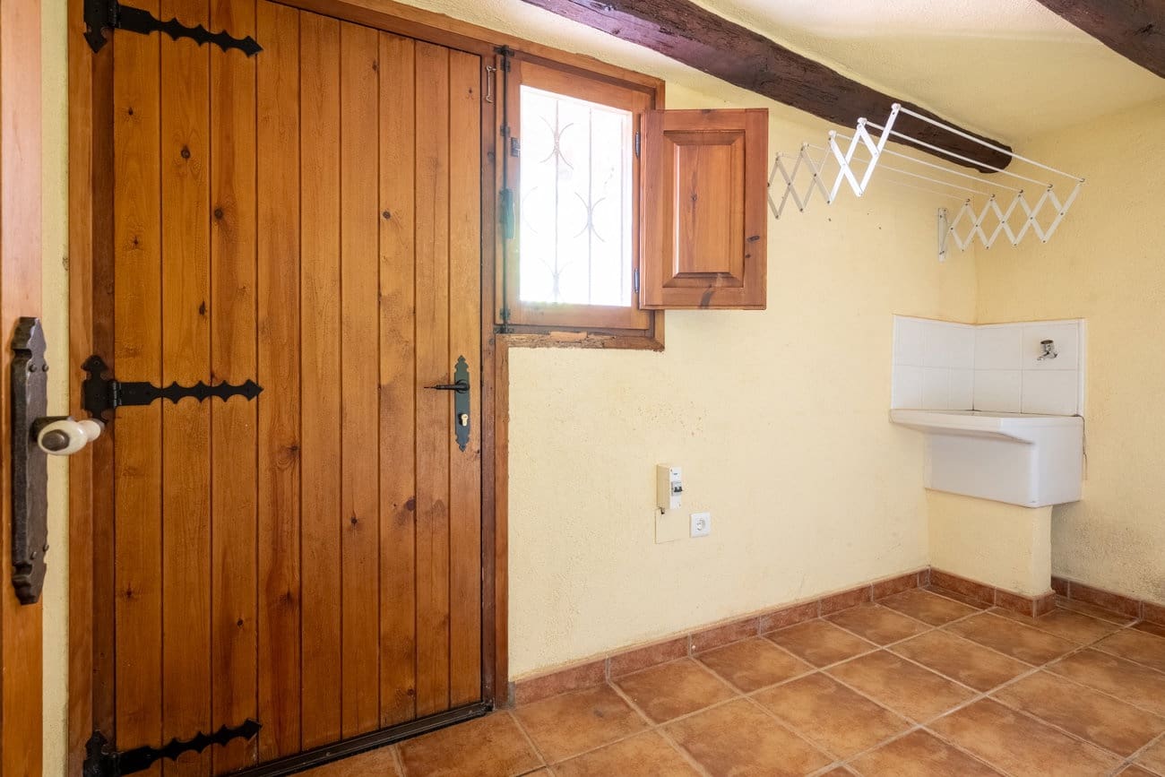 3 bedroom Finca/Country House for sale in Alfara de Carles - € 350,000 (Ref: 10167965)