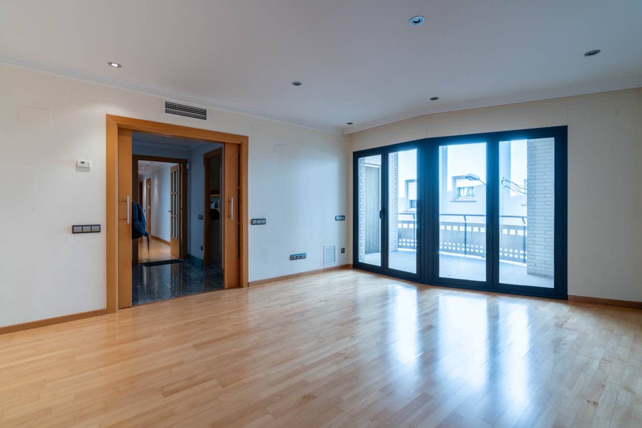 4 Zimmer Haus zu verkaufen in La Senia mit Garage - 315.000 € (Ref: 10174231)