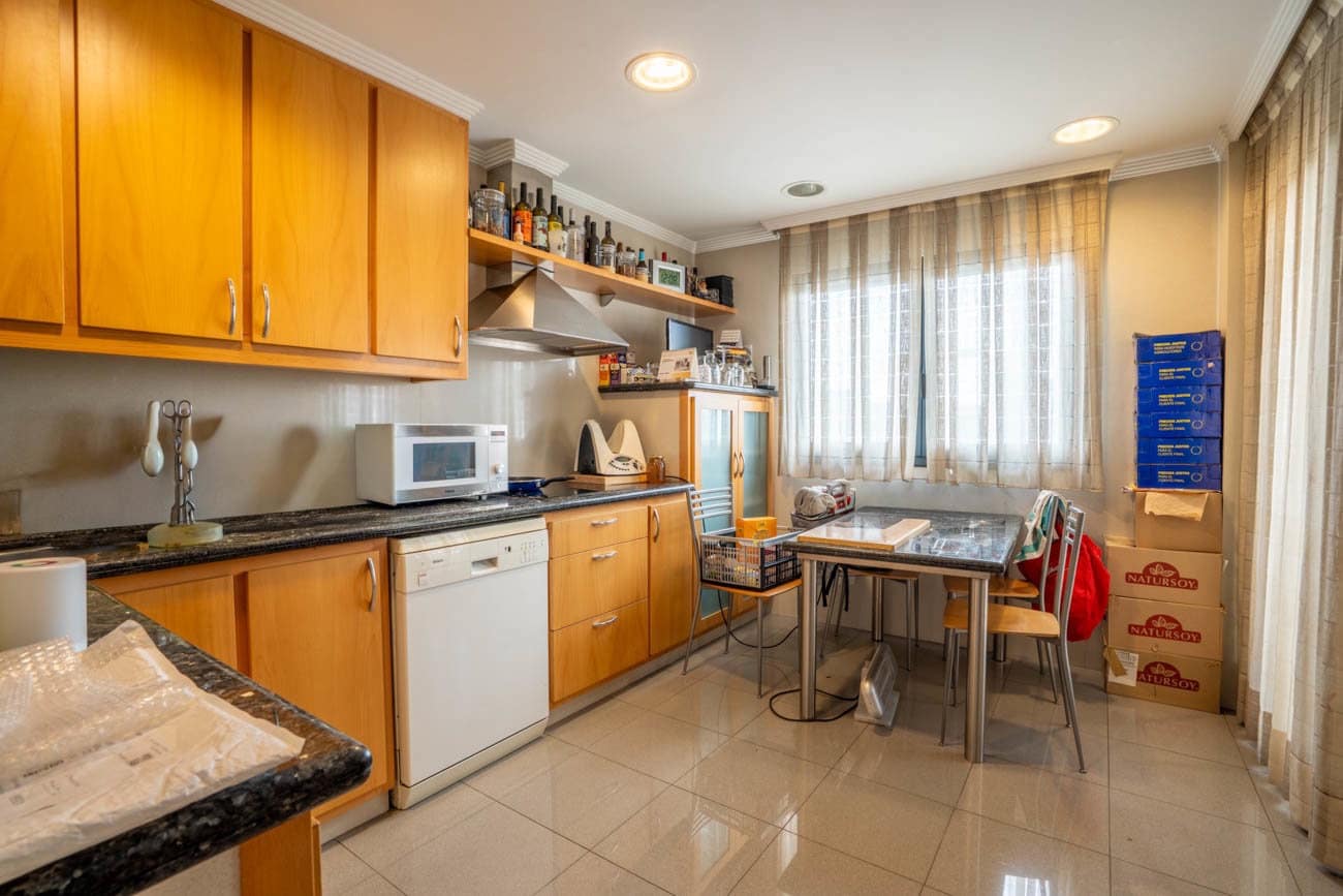4 Zimmer Haus zu verkaufen in La Senia mit Garage - 315.000 € (Ref: 10174231)
