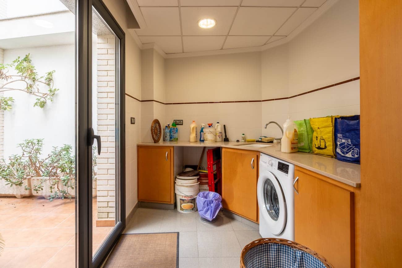 4 Zimmer Haus zu verkaufen in La Senia mit Garage - 315.000 € (Ref: 10174231)