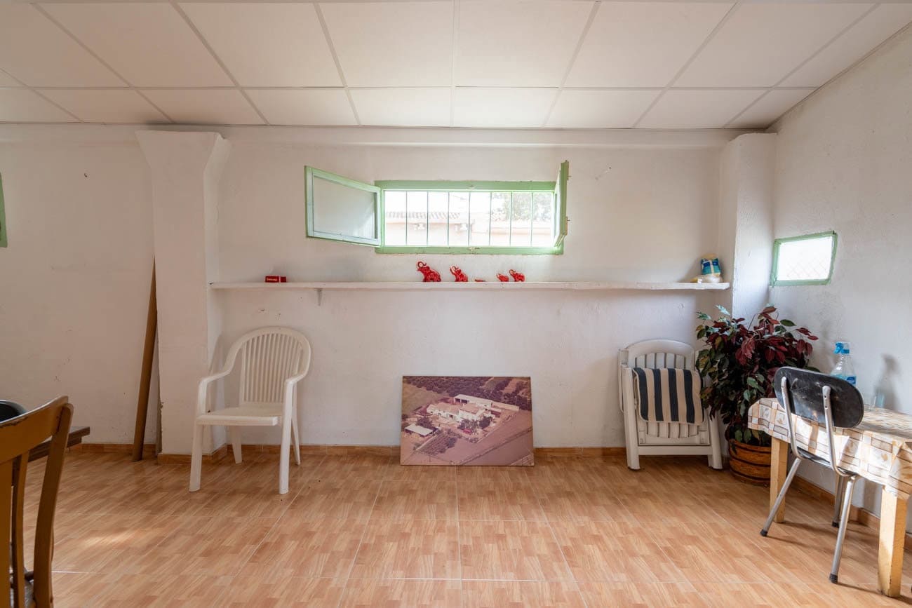 4 slaapkamer Finca/Landhuis te koop in Tortosa - € 265.000 (Ref: 10175769)
