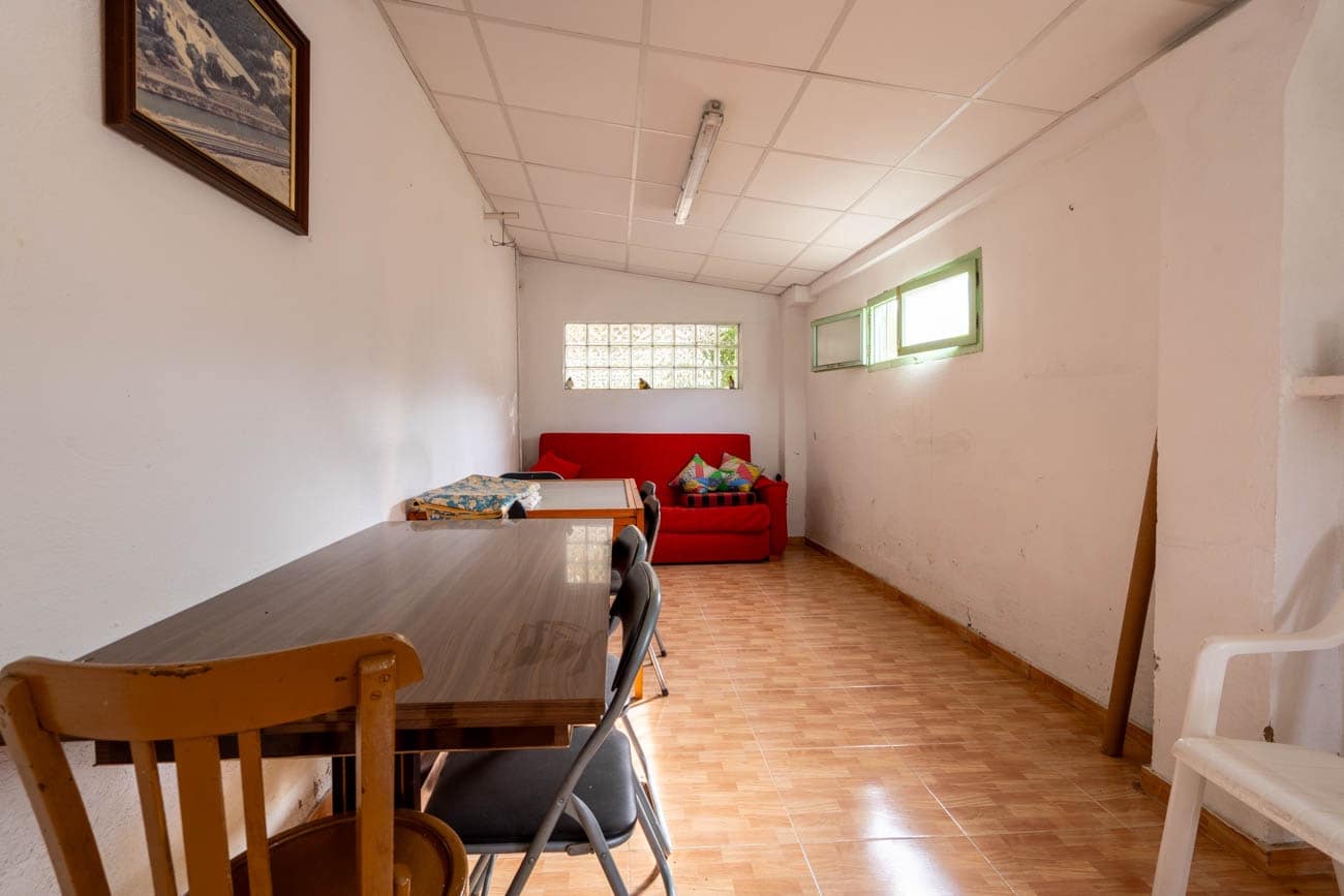 4 slaapkamer Finca/Landhuis te koop in Tortosa - € 265.000 (Ref: 10175769)