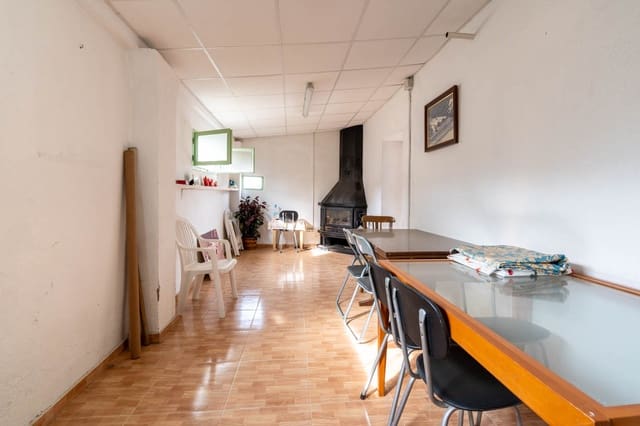 4 slaapkamer Finca/Landhuis te koop in Tortosa - € 265.000 (Ref: 10175769)