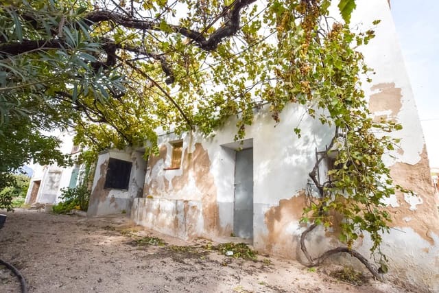 Finca/Casa Rural de 4 habitaciones en Tortosa en venta - 140.000 € (Ref: 4250437)