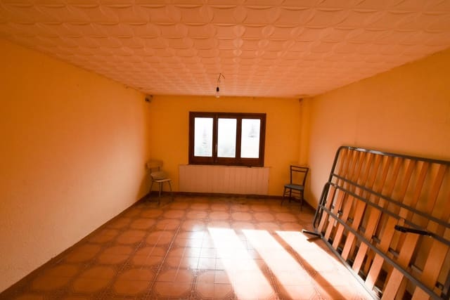Finca/Casa Rural de 4 habitaciones en Tortosa en venta - 140.000 € (Ref: 4250437)