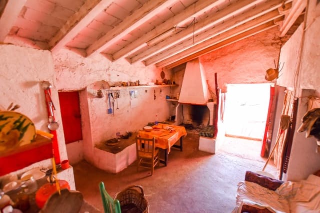 Finca/Hus på landet till salu i Tortosa - 80 000 € (Ref: 4435509)