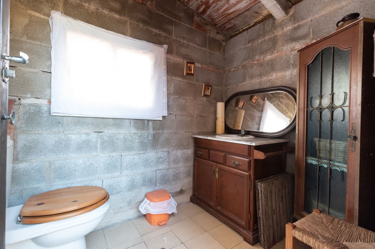 2 bedroom Finca/Country House for sale in La Galera with pool - € 55,000 (Ref: 5755897)
