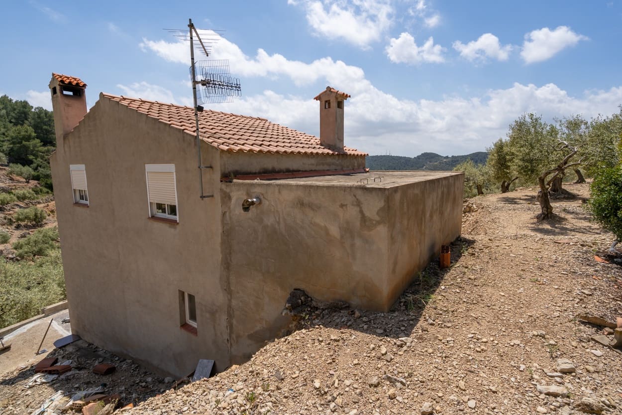 4 soveværelse Finca/Landehus til salg i Tortosa - € 65.000 (Ref: 6085202)