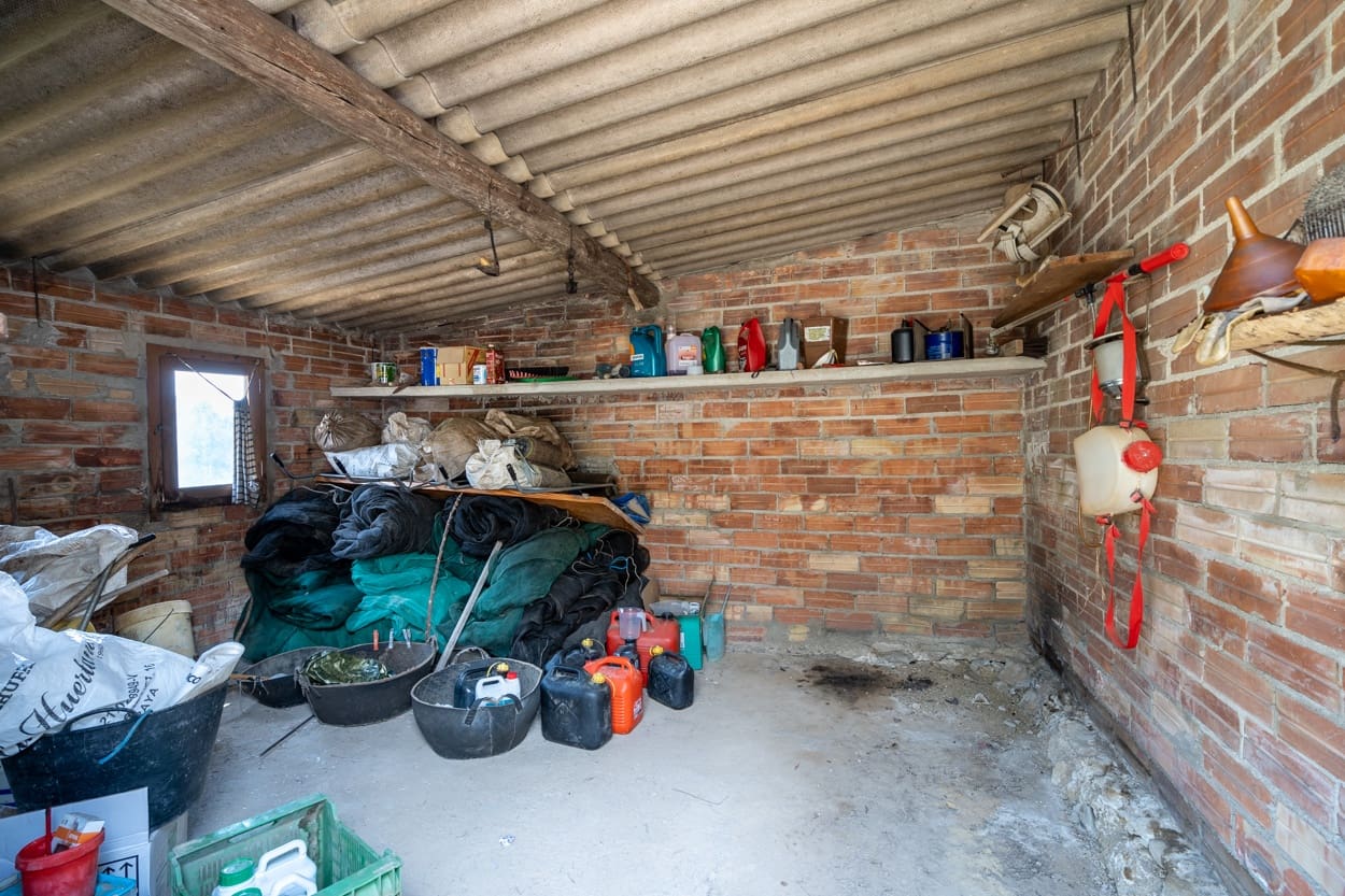 4 soveværelse Finca/Landehus til salg i Tortosa - € 65.000 (Ref: 6085202)