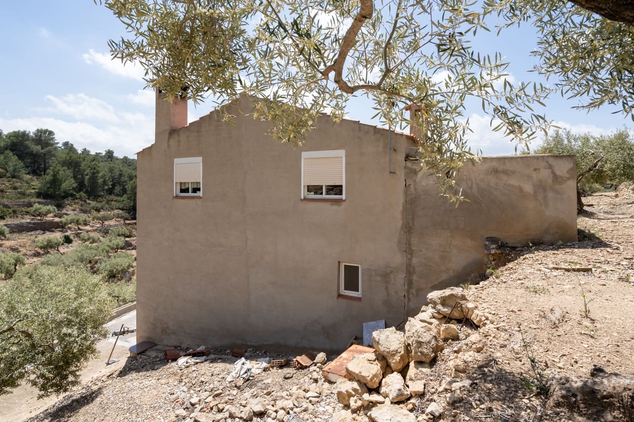 4 soveværelse Finca/Landehus til salg i Tortosa - € 65.000 (Ref: 6085202)