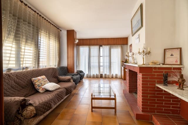 5 soverom Leilighet til salgs i Sant Carles de la Ràpita - € 155 000 (Ref: 6411670)