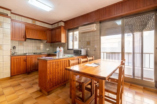 5 soverom Leilighet til salgs i Sant Carles de la Ràpita - € 155 000 (Ref: 6411670)