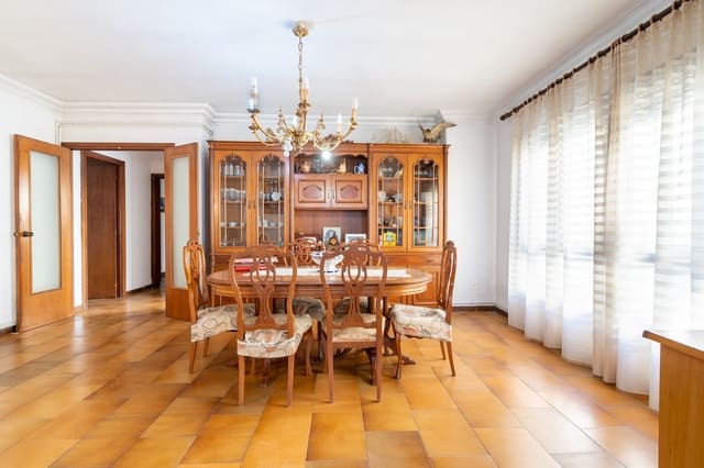 5 soverom Leilighet til salgs i Sant Carles de la Ràpita - € 155 000 (Ref: 6411670)