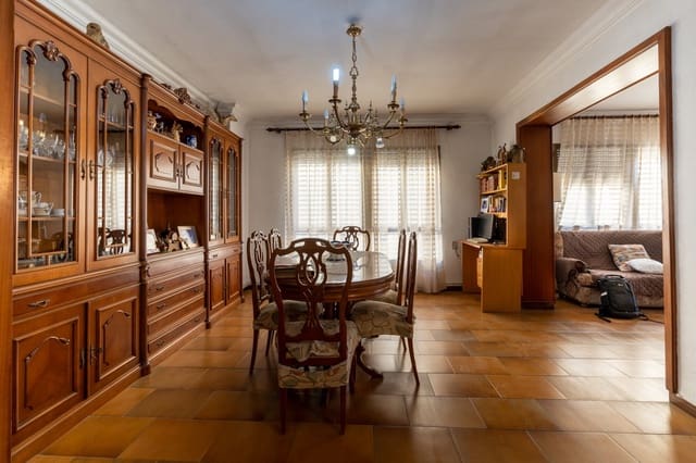 5 soverom Leilighet til salgs i Sant Carles de la Ràpita - € 155 000 (Ref: 6411670)