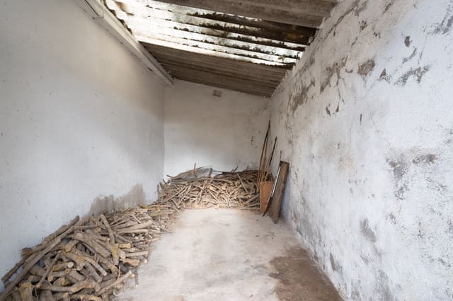 1 bedroom Finca/Country House for sale in Vinallop, Tortosa - € 45,000 (Ref: 6467216)