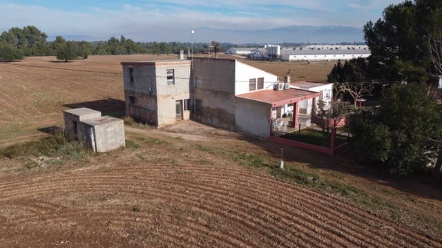 4 bedroom Finca/Country House for sale in Vinallop, Tortosa with pool - € 169,000 (Ref: 6488038)