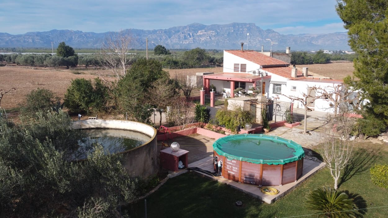 4 soveværelse Finca/Landehus til salg i Vinallop med swimmingpool - € 169.000 (Ref: 6488038)