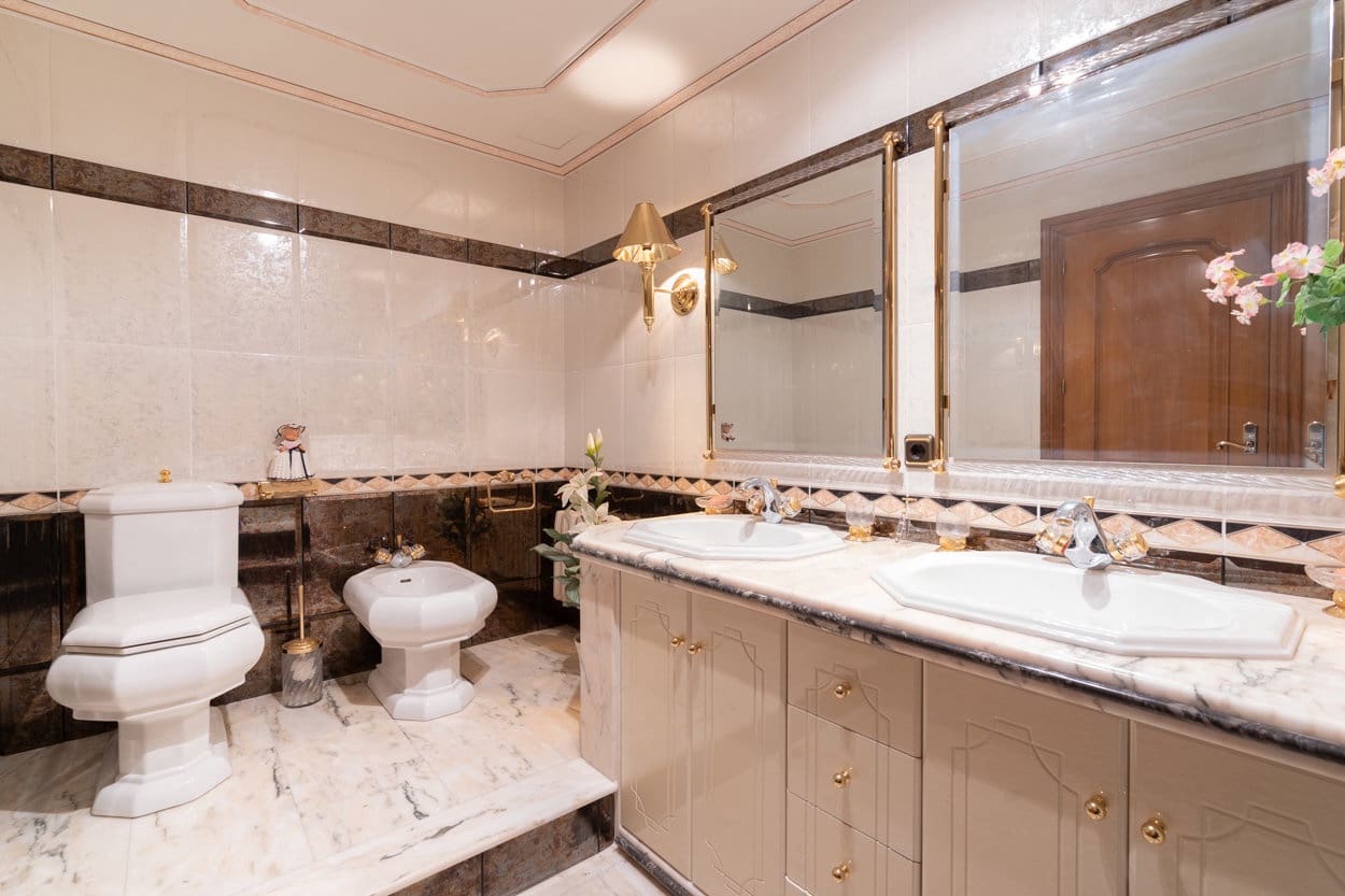 4 quarto Casa em Banda para venda em Bitem com garagem - 265 000 € (Ref: 6609705)