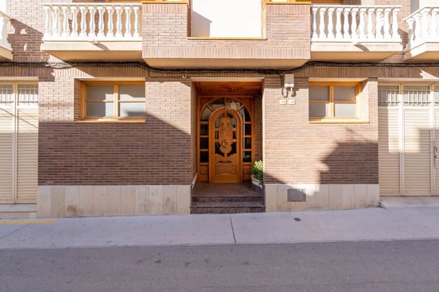4 soveværelse Byhus til salg i Bitem, Tortosa med garage - € 265.000 (Ref: 6609705)