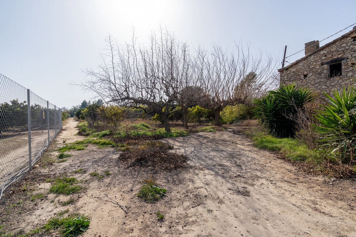 Finca/Landhuis te koop in Tortosa - € 89.000 (Ref: 6645508)
