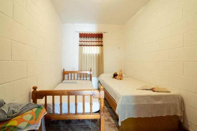 2 soveværelse Finca/Landehus til salg i Tortosa - € 95.000 (Ref: 7224307)