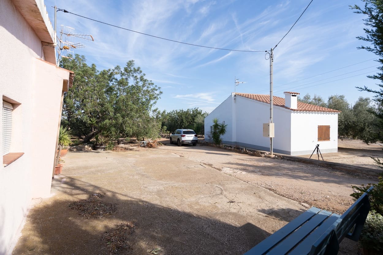 2 soveværelse Finca/Landehus til salg i Tortosa - € 95.000 (Ref: 7224307)