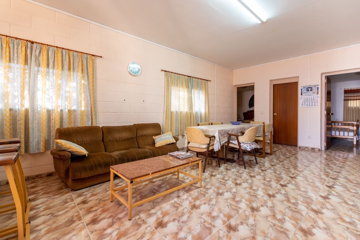 2 soveværelse Finca/Landehus til salg i Tortosa - € 95.000 (Ref: 7224307)