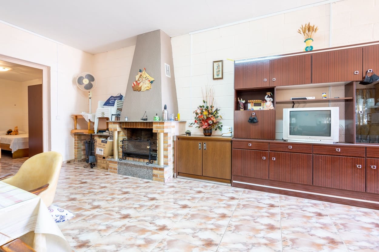 2 soveværelse Finca/Landehus til salg i Tortosa - € 95.000 (Ref: 7224307)