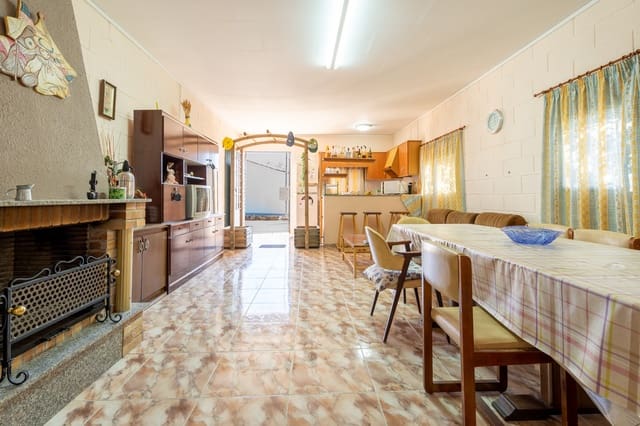 2 soveværelse Finca/Landehus til salg i Tortosa - € 95.000 (Ref: 7224307)