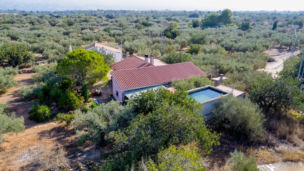 2 soveværelse Finca/Landehus til salg i Tortosa - € 95.000 (Ref: 7224307)