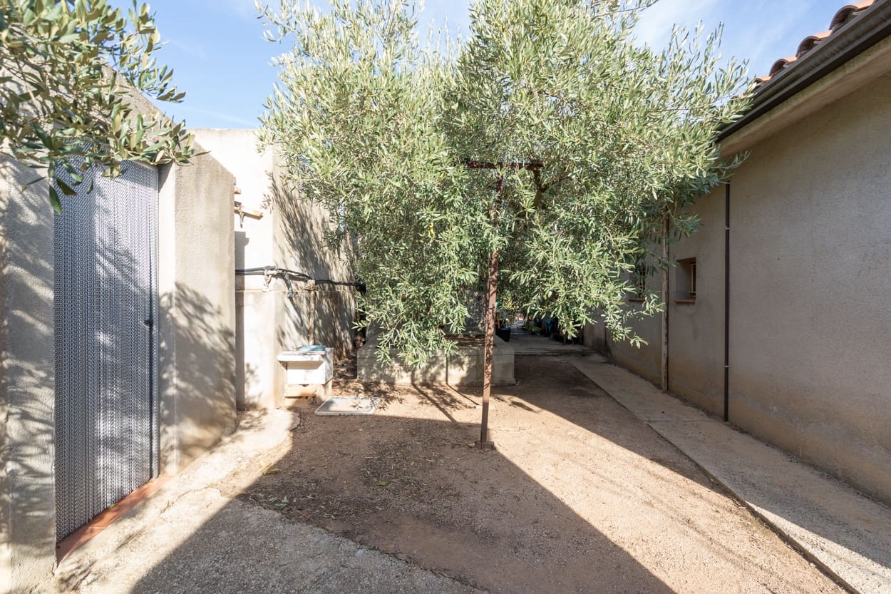 2 soveværelse Finca/Landehus til salg i Tortosa - € 95.000 (Ref: 7224307)