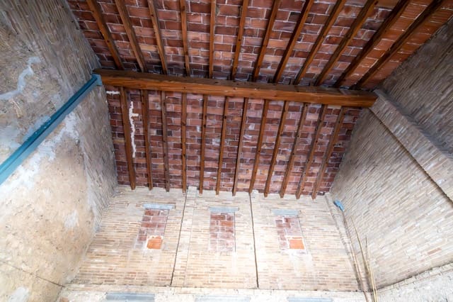 Garage te koop in Bitem, Tortosa - € 28.000 (Ref: 7623674)