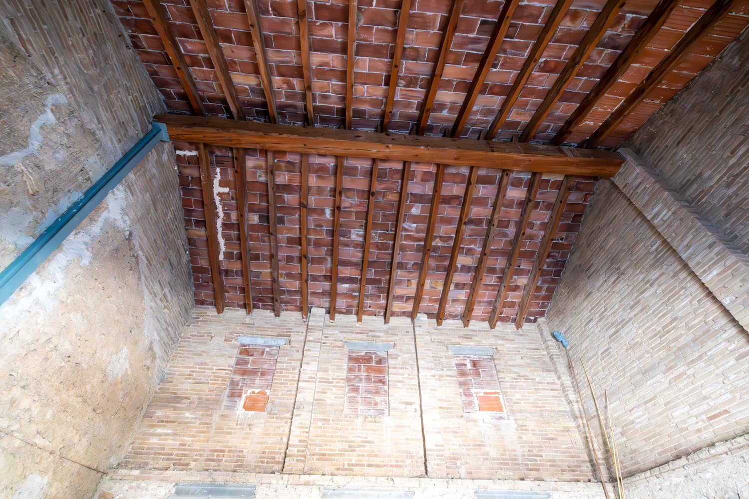 Garaż na sprzedaż w Bitem - 27 000 € (Ref: 7623674)
